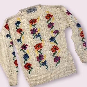 🌸 vtg cable knit sweater with pansies